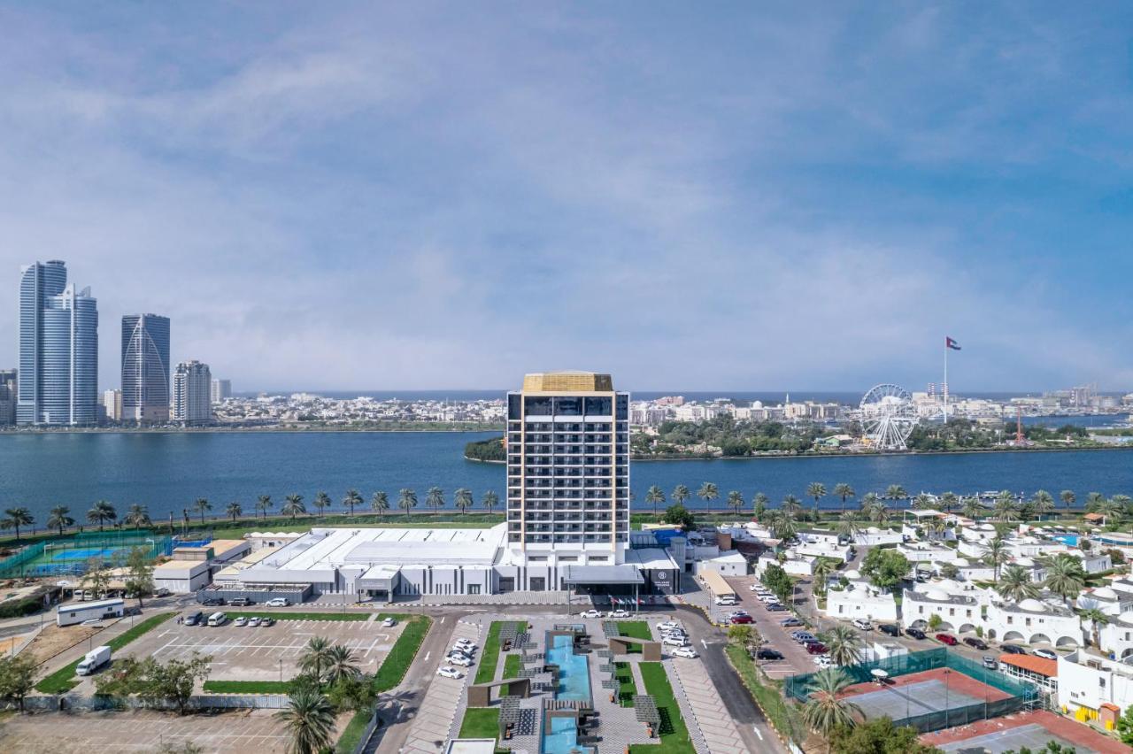Hotel Holiday International Szardża Zewnętrze zdjęcie