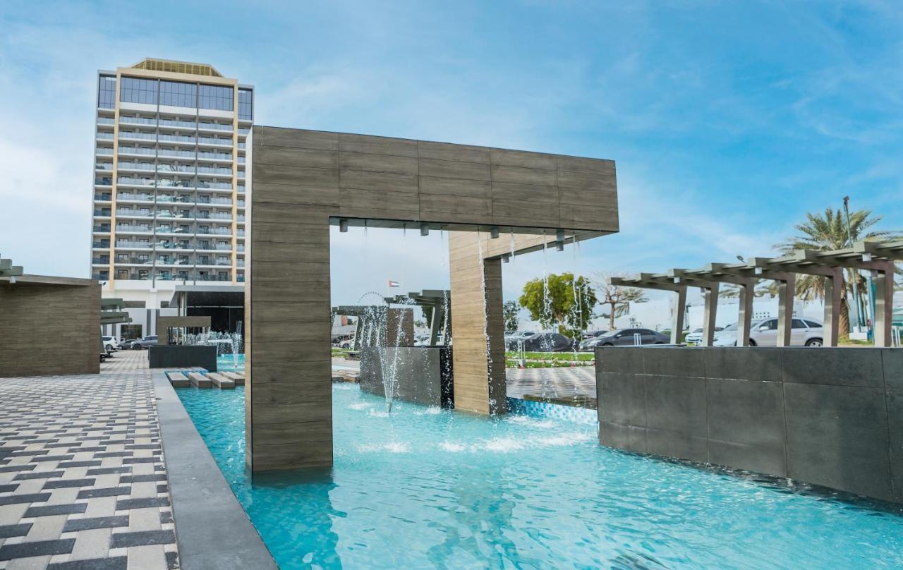 Hotel Holiday International Szardża Zewnętrze zdjęcie