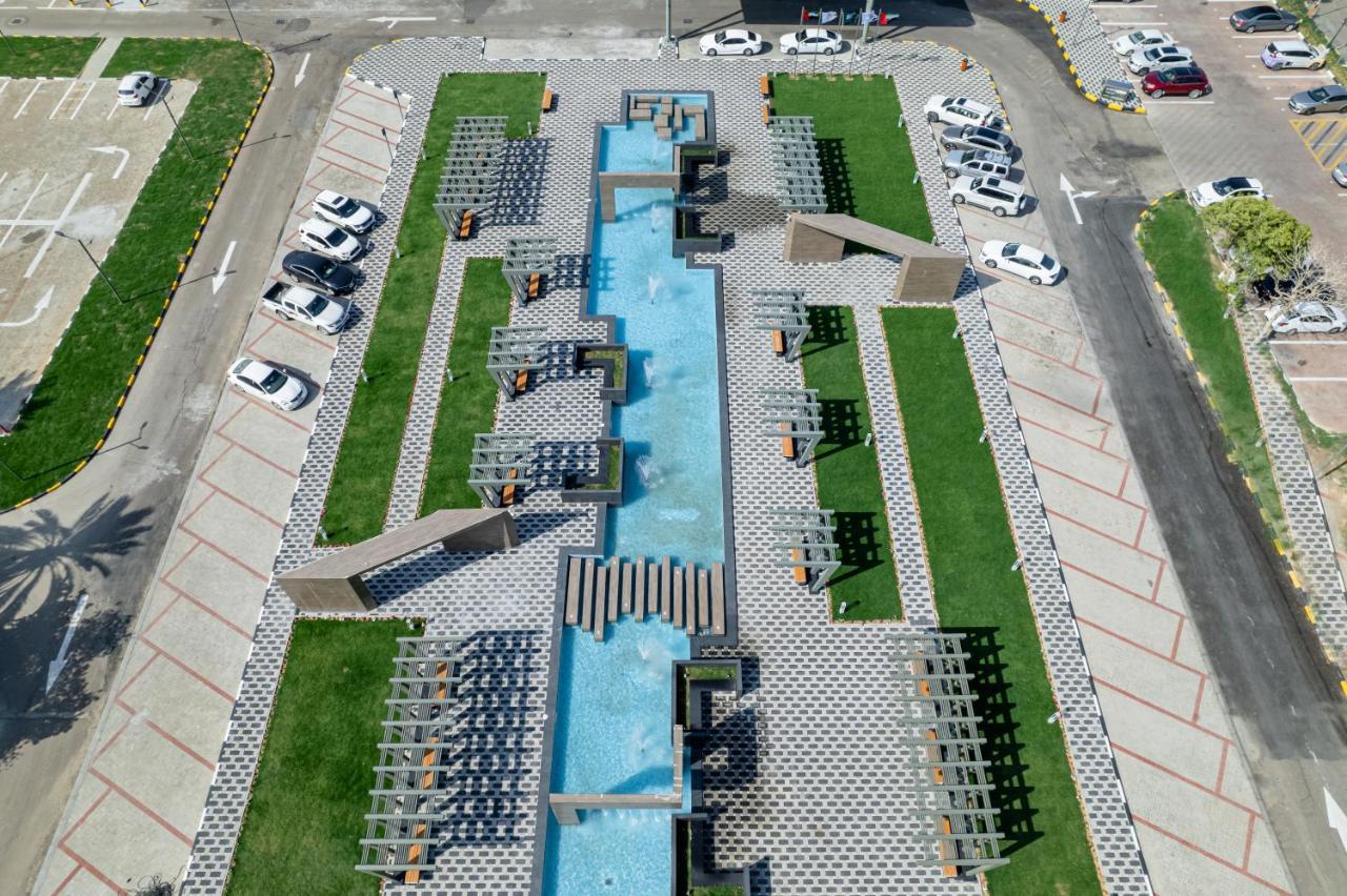 Hotel Holiday International Szardża Zewnętrze zdjęcie