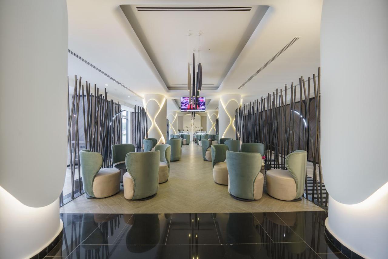 Hotel Holiday International Szardża Zewnętrze zdjęcie